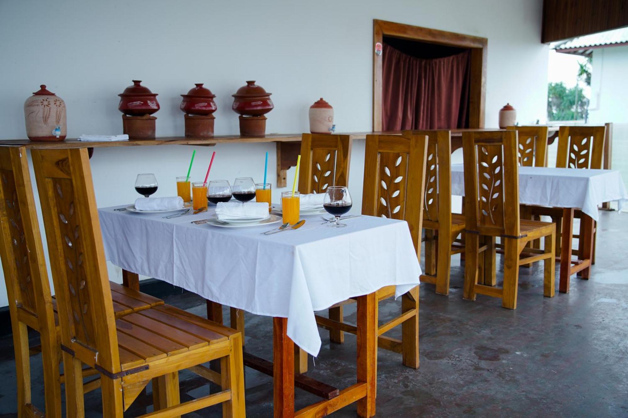 Palm Beach Resort Ceylon Jaffna Bagian luar foto