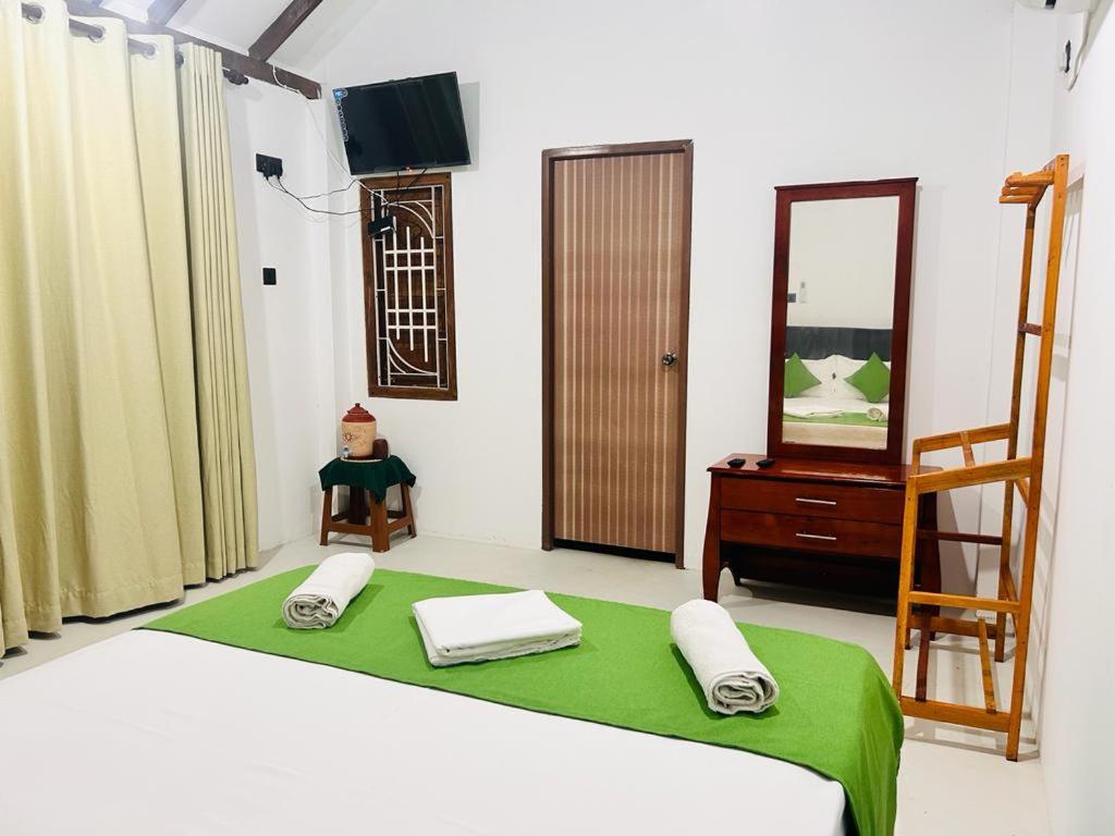 Palm Beach Resort Ceylon Jaffna Bagian luar foto